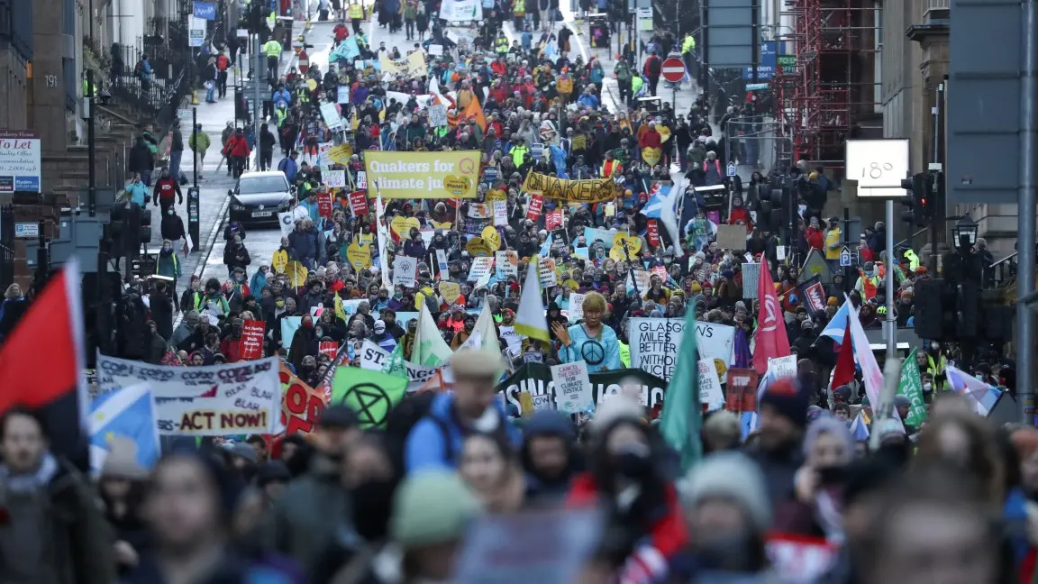 Thousands march in Glasgow climate protest
