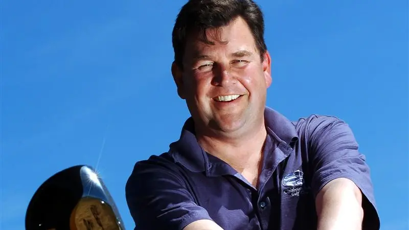 Mayor entrenched over apology letter