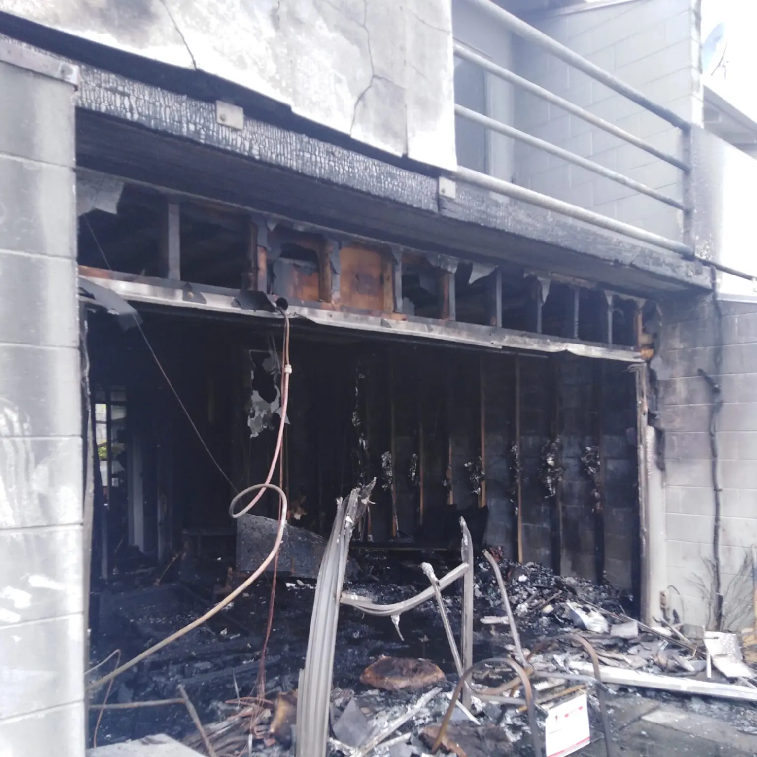 Couple 'lose everything' in Queenstown fire