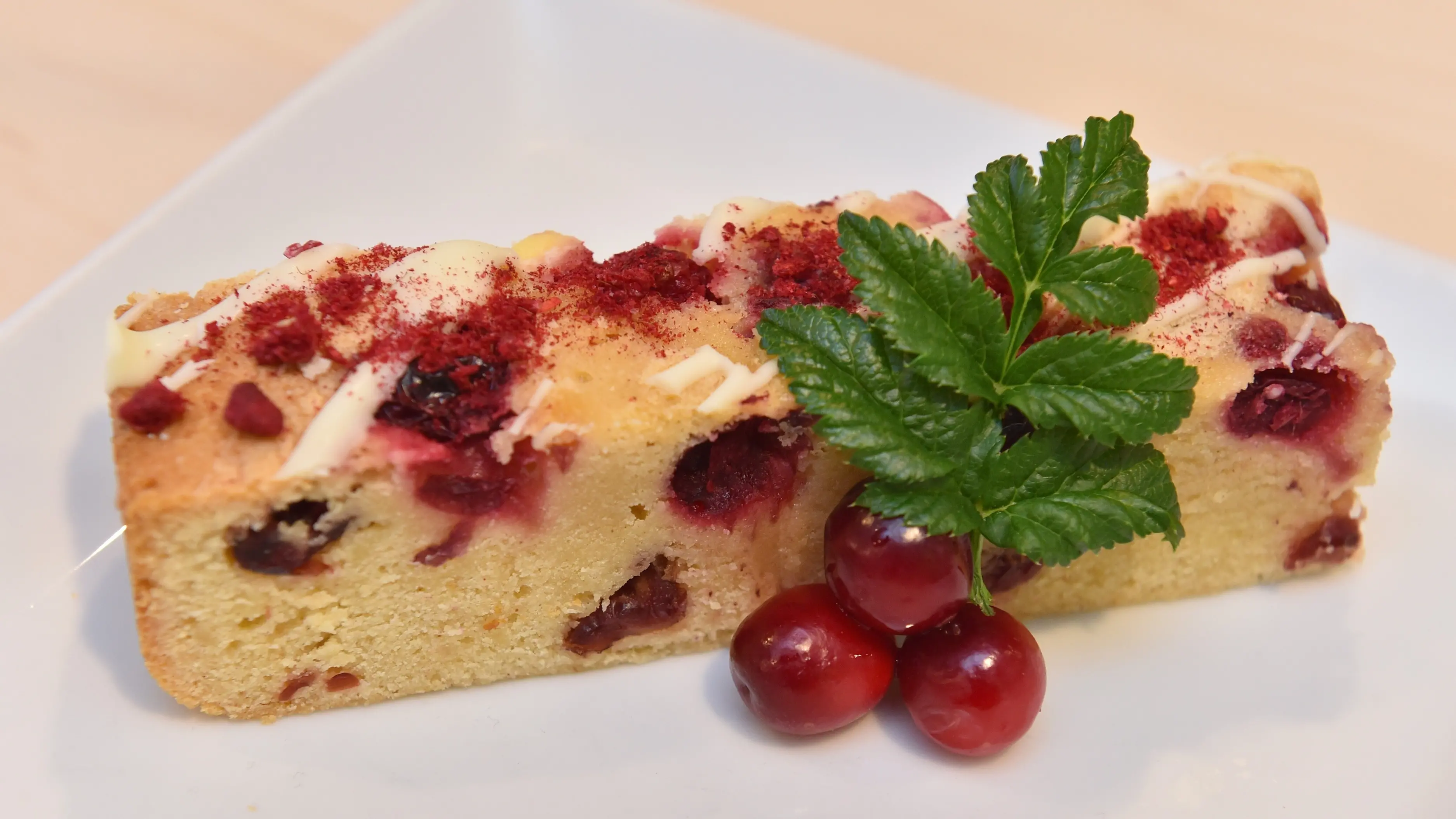 Cranberry white chocolate blondie