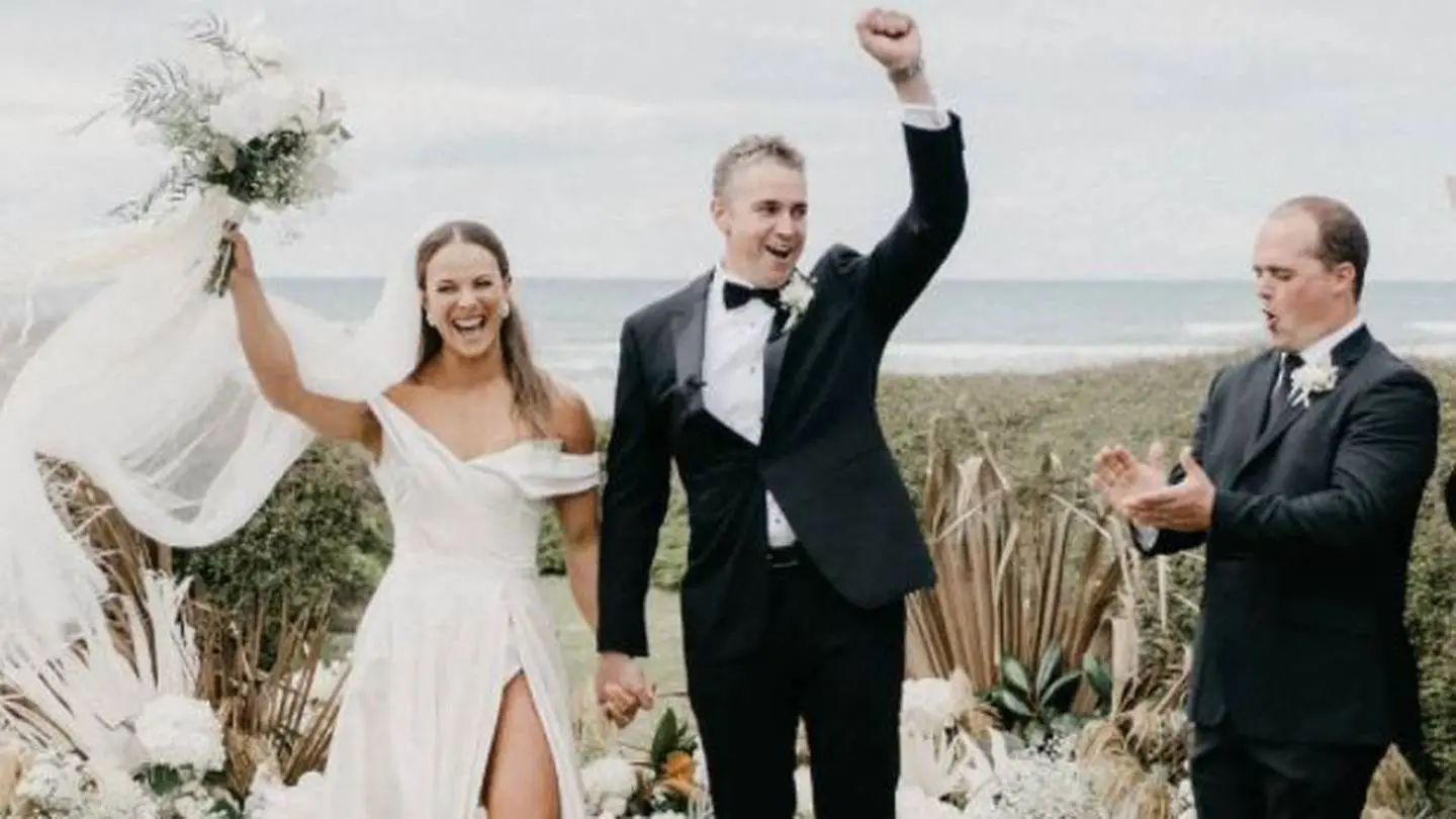 'Best day ever': Lisa Carrington marries