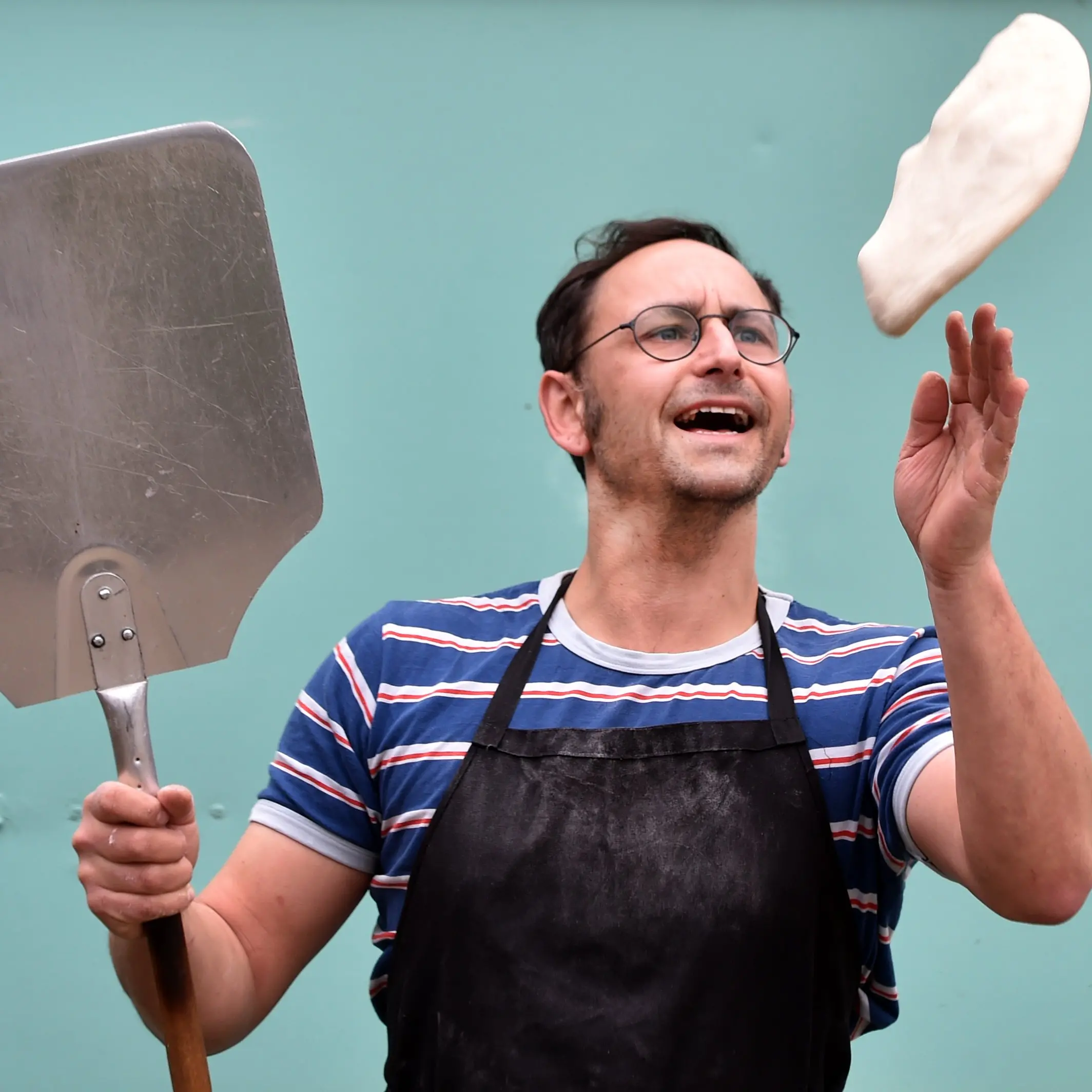 Pizza fundraiser to help Ukraine