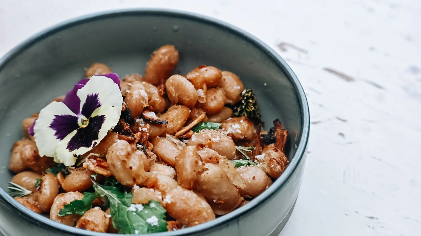 Easy and light vegan delights