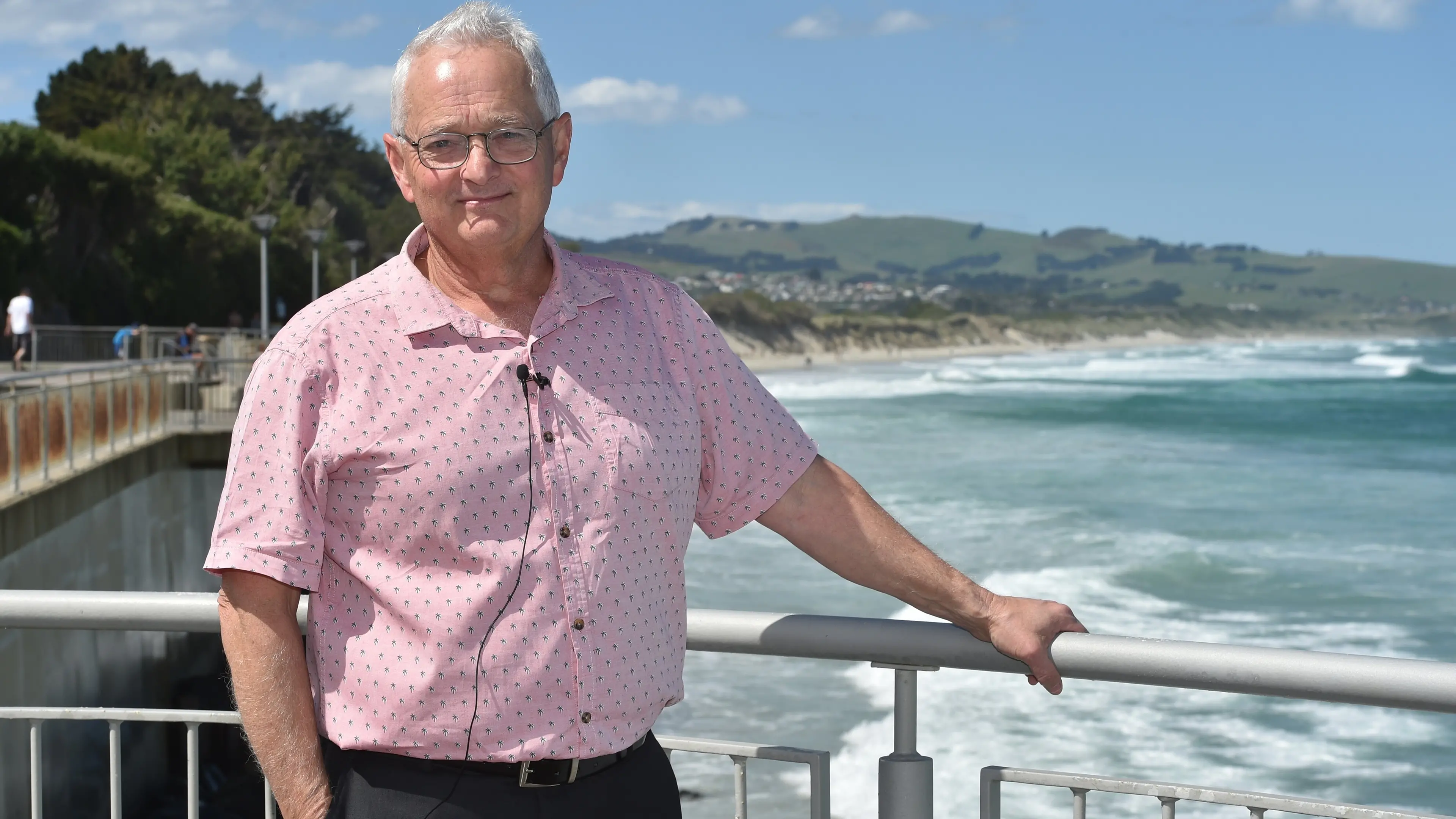 Scientist casts doubt over use of poles