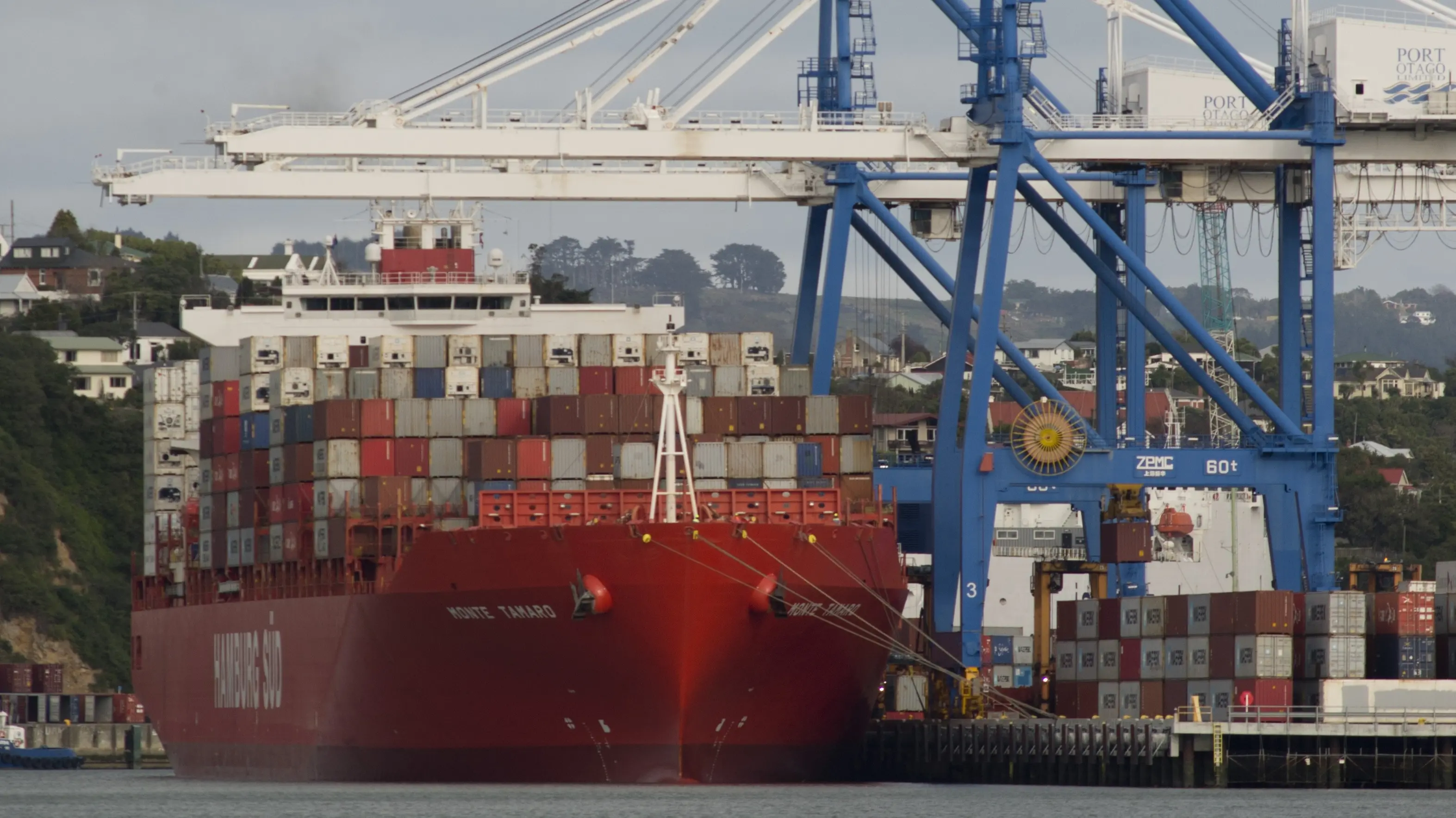 Noisy container ship on penultimate visit