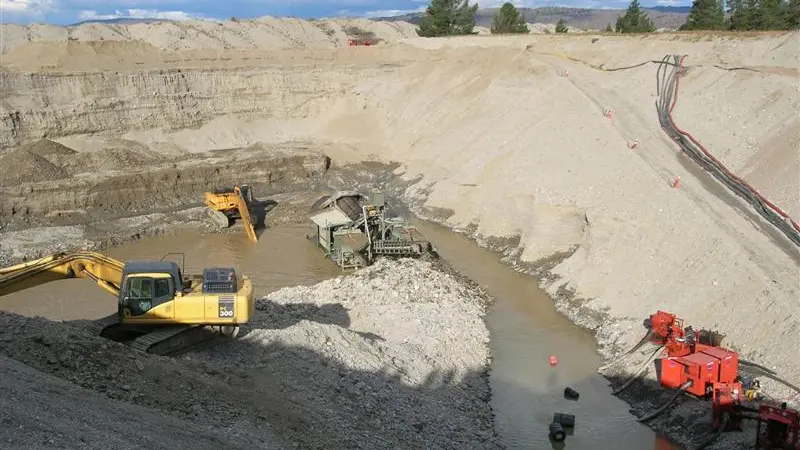 Gold operation gets under way right on target