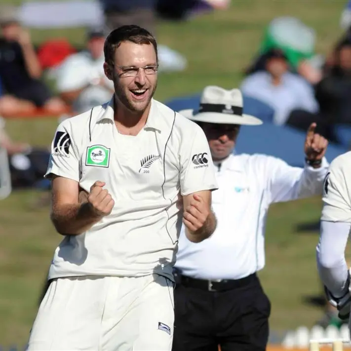 Cricket: Vettori leads way as NZ take control