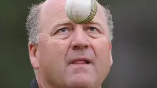 Cricket: Greatbatch struggles for answers as NZ collapses