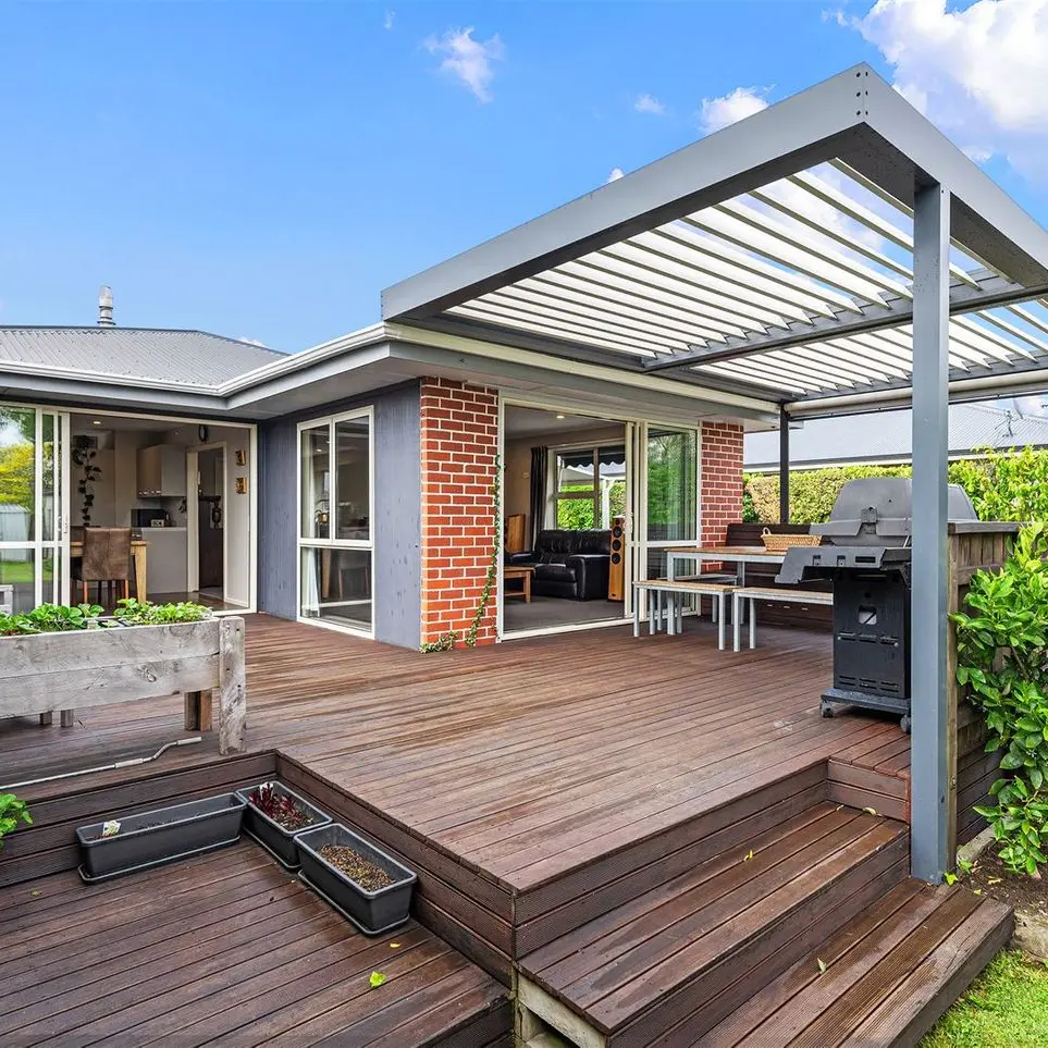 Bidding war blows out sale by $250k