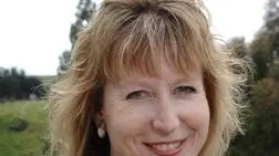 Curran critical of move offshore