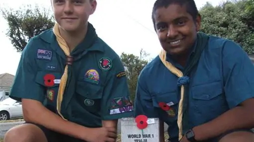 Poppies laid at memorial oaks