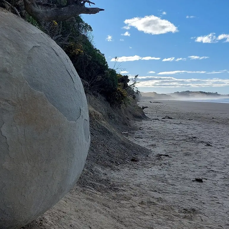 Round and about the boulders
