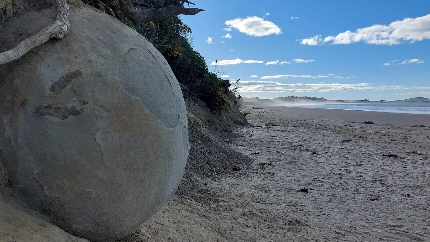Round and about the boulders