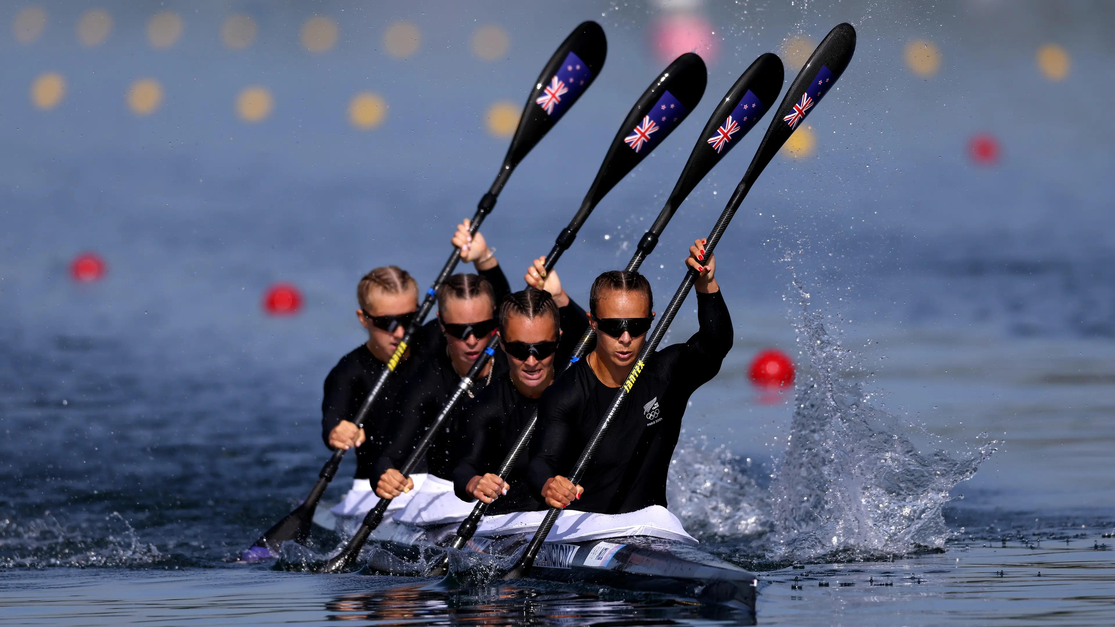 Kiwi kayaking women power into Paris final