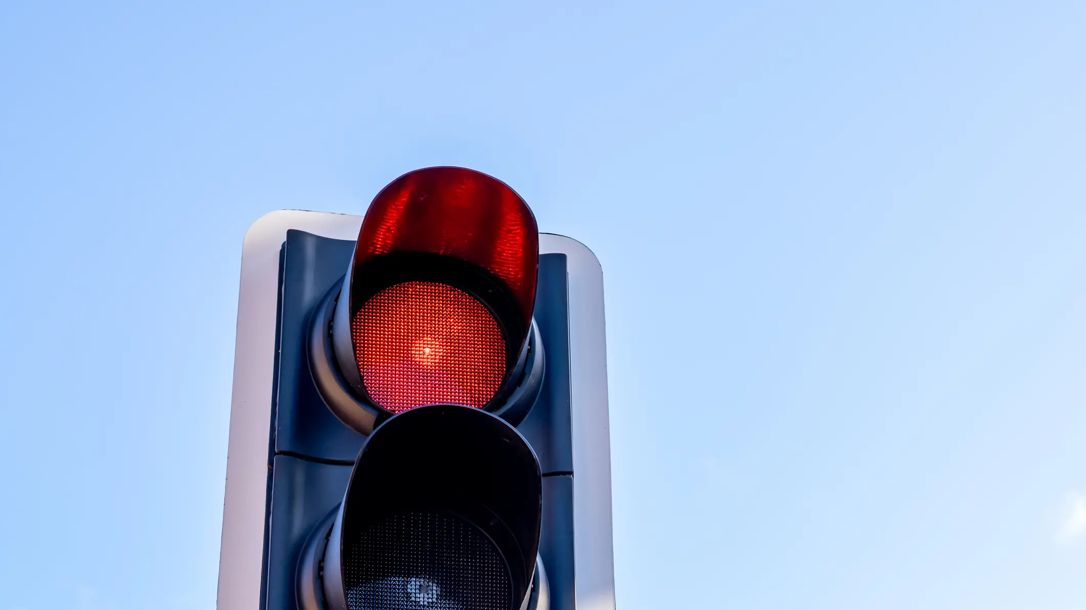 Board retroactively approves new traffic light layout