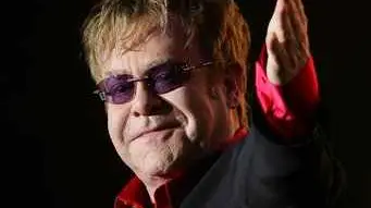 Elton John battles anti-gay protests in Morocco