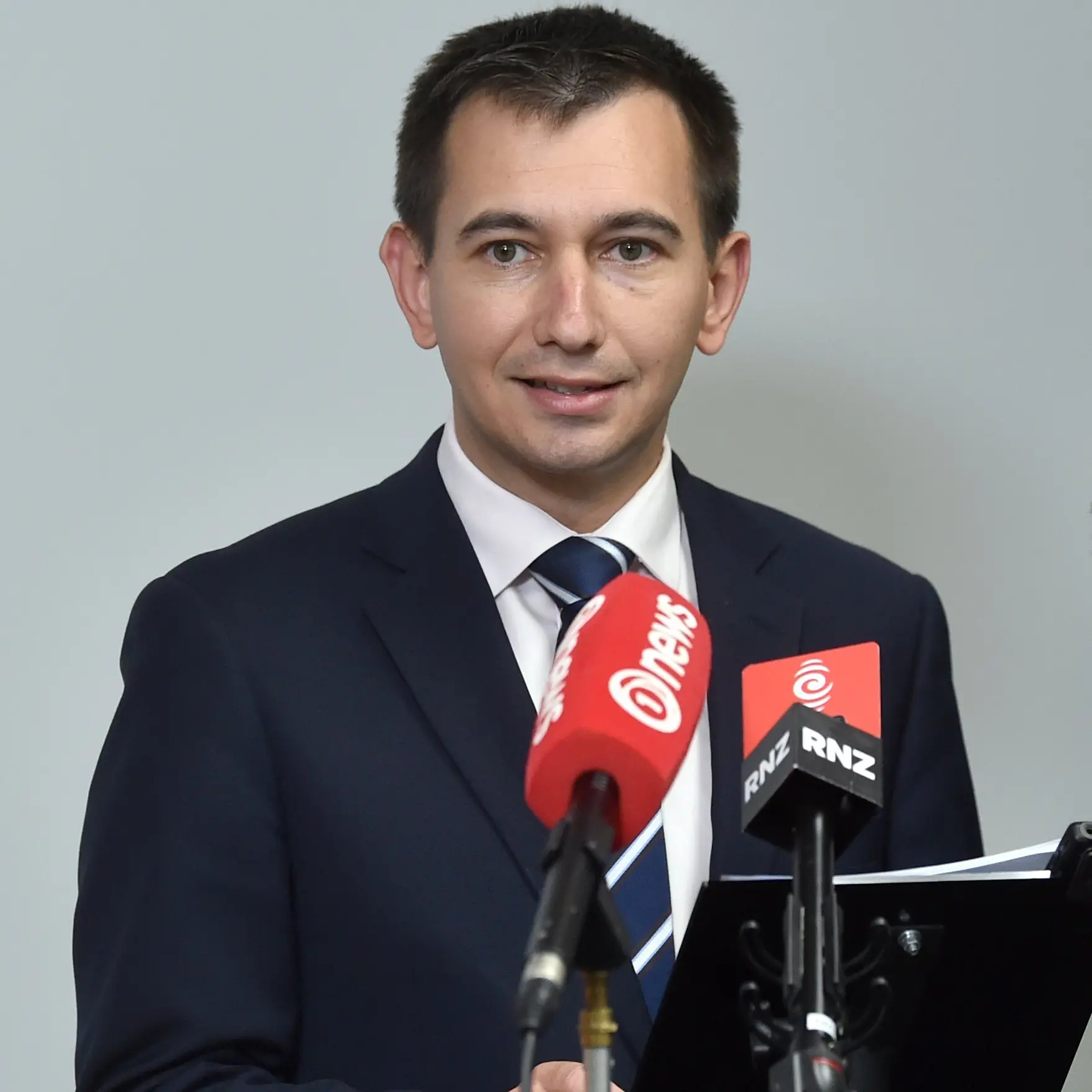 ICU beds: Minister ‘disingenuous’