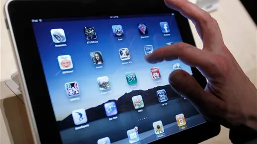 Apple's Jobs says iPad idea came before iPhone