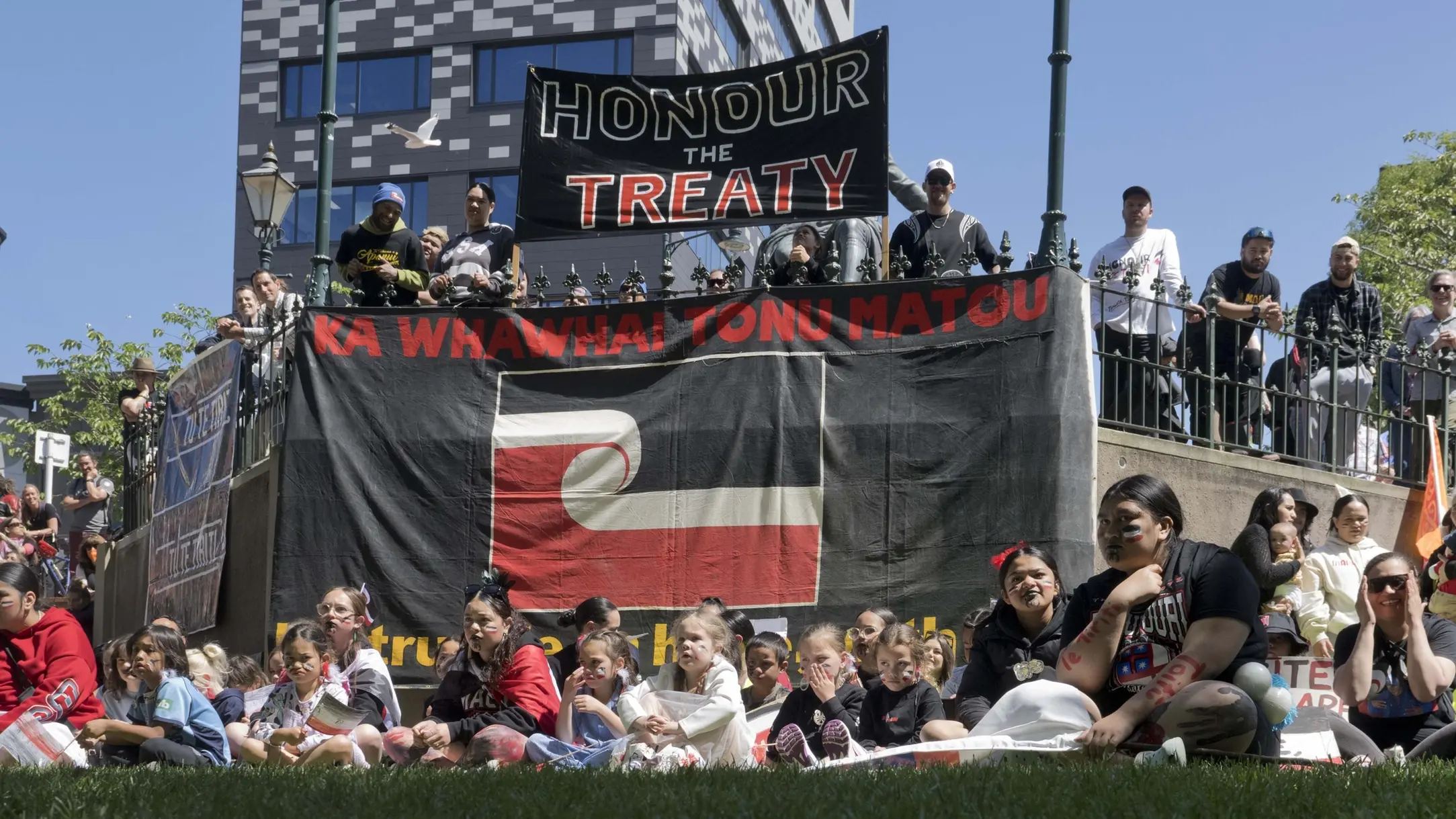 The Treaty of Waitangi should be considered as a covenant relationship