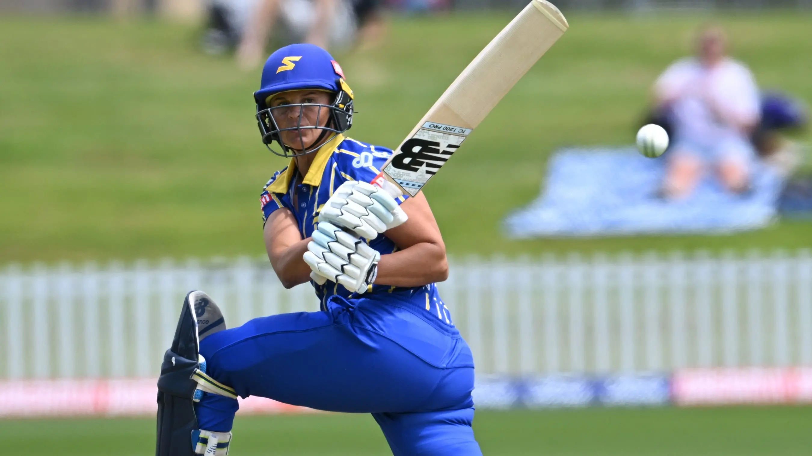 Sparks crash to second defeat but still top table