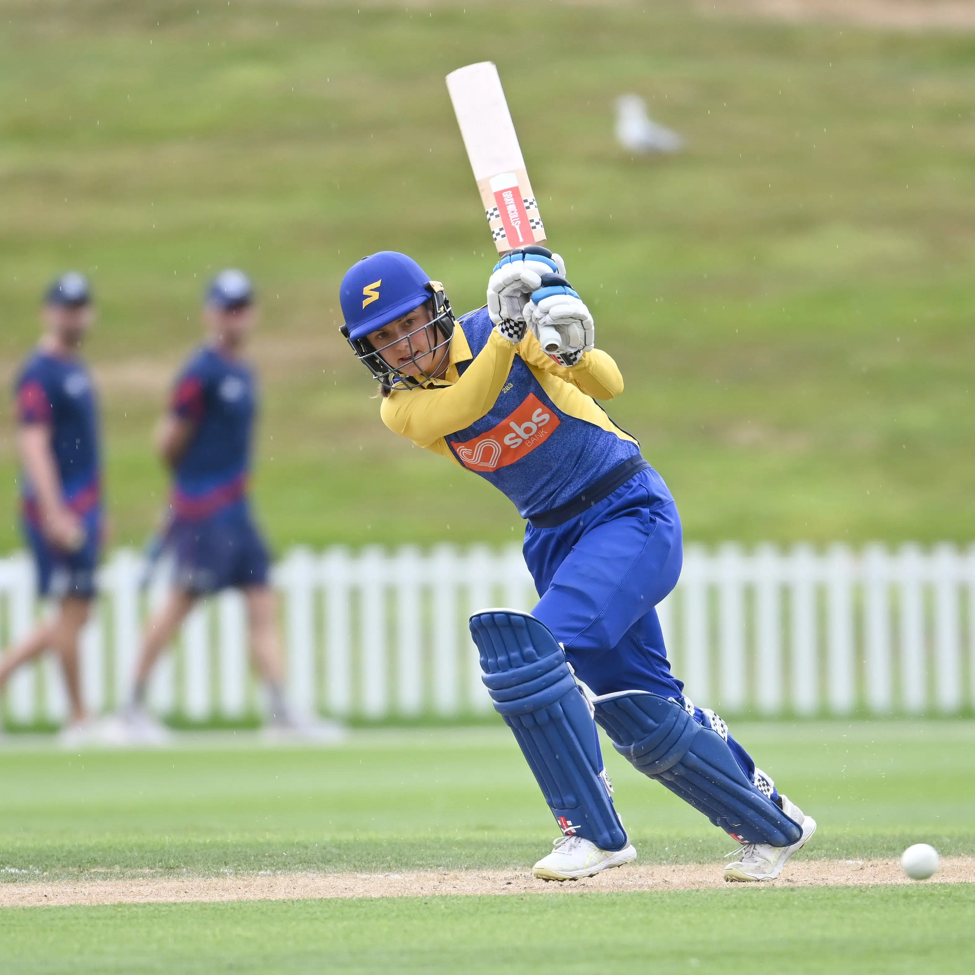 Sparks three runs short of season’s first win