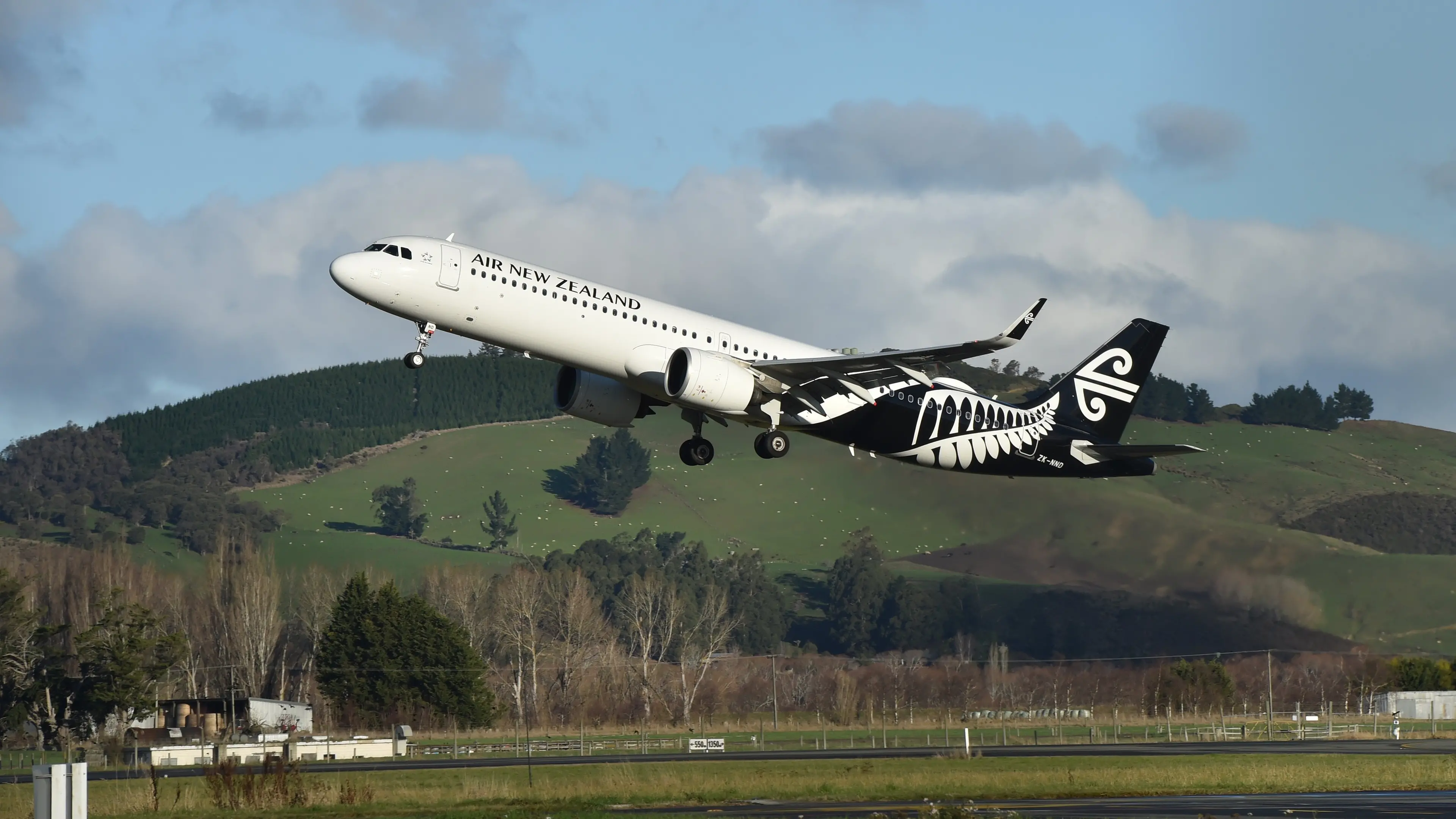 Free Air New Zealand scenic tours from Dunedin
