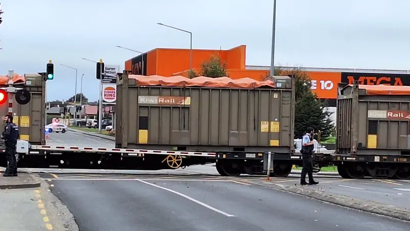 Person hit by train in Invercargill dies