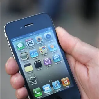iPhone 4 parts cost $US187: analysts