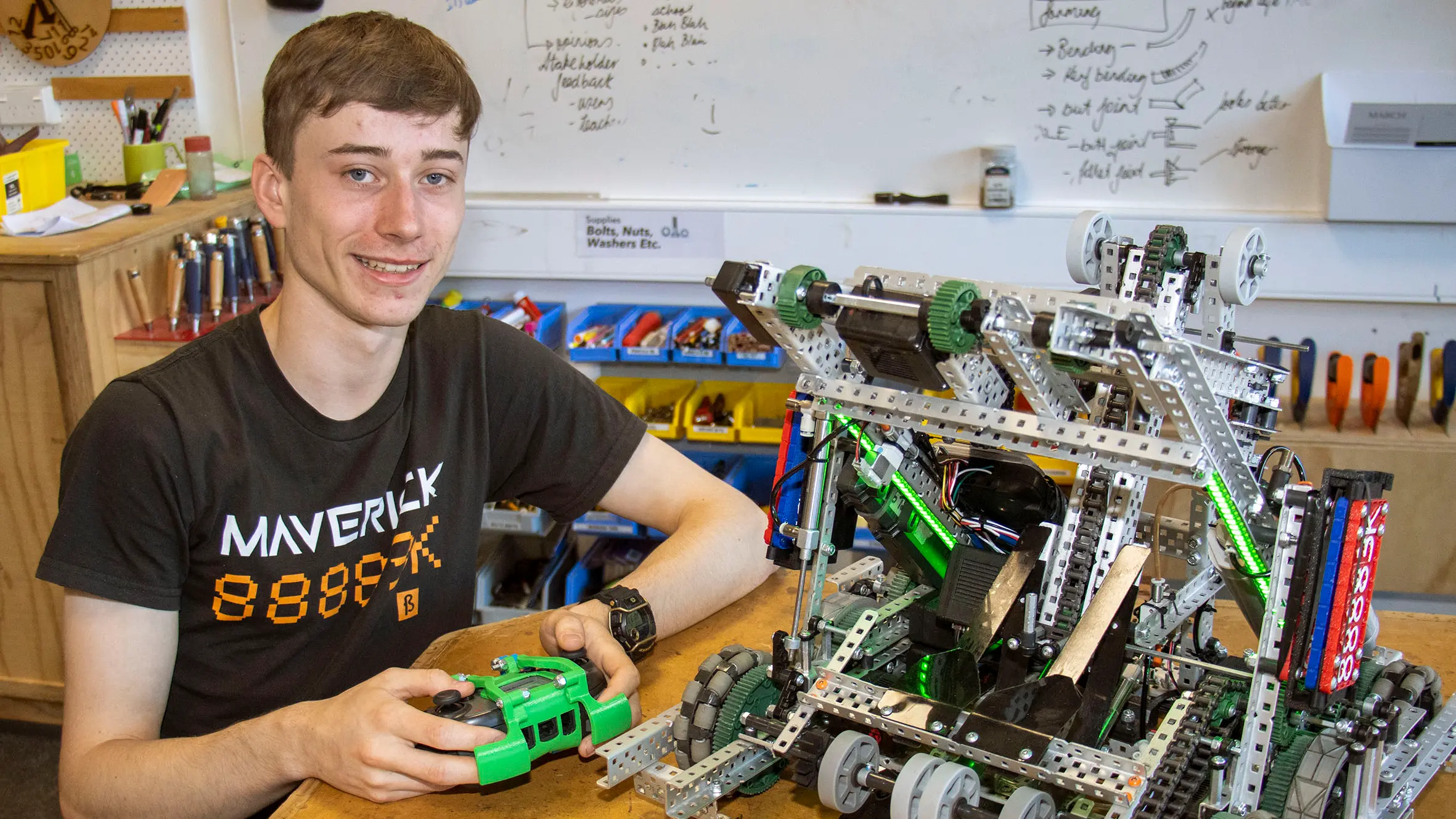 Teen robot builder to take on world's best