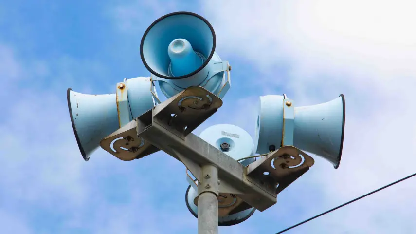 Tsunami warning sirens could be reduced