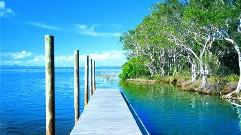 12 reasons to chase the sun