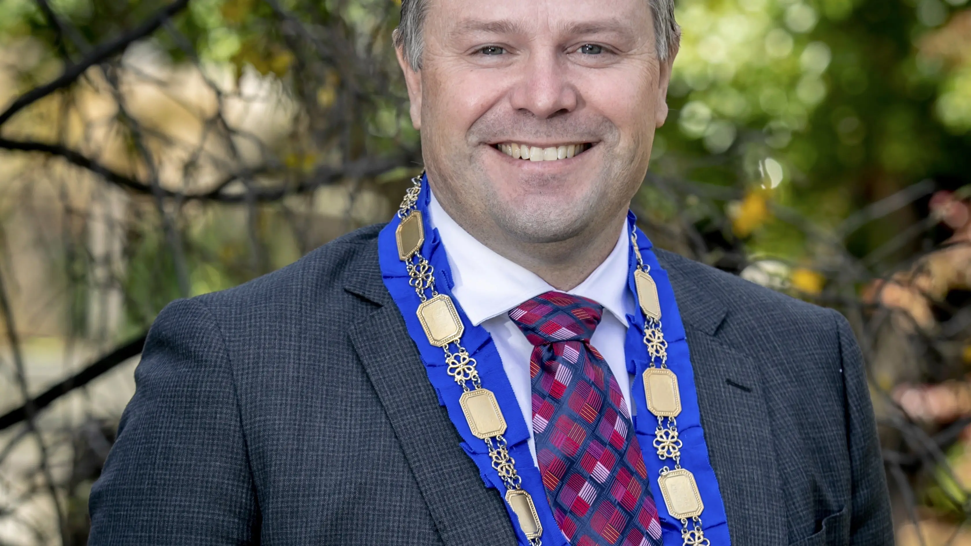 Mayor’s vote seals decision to go with CCO