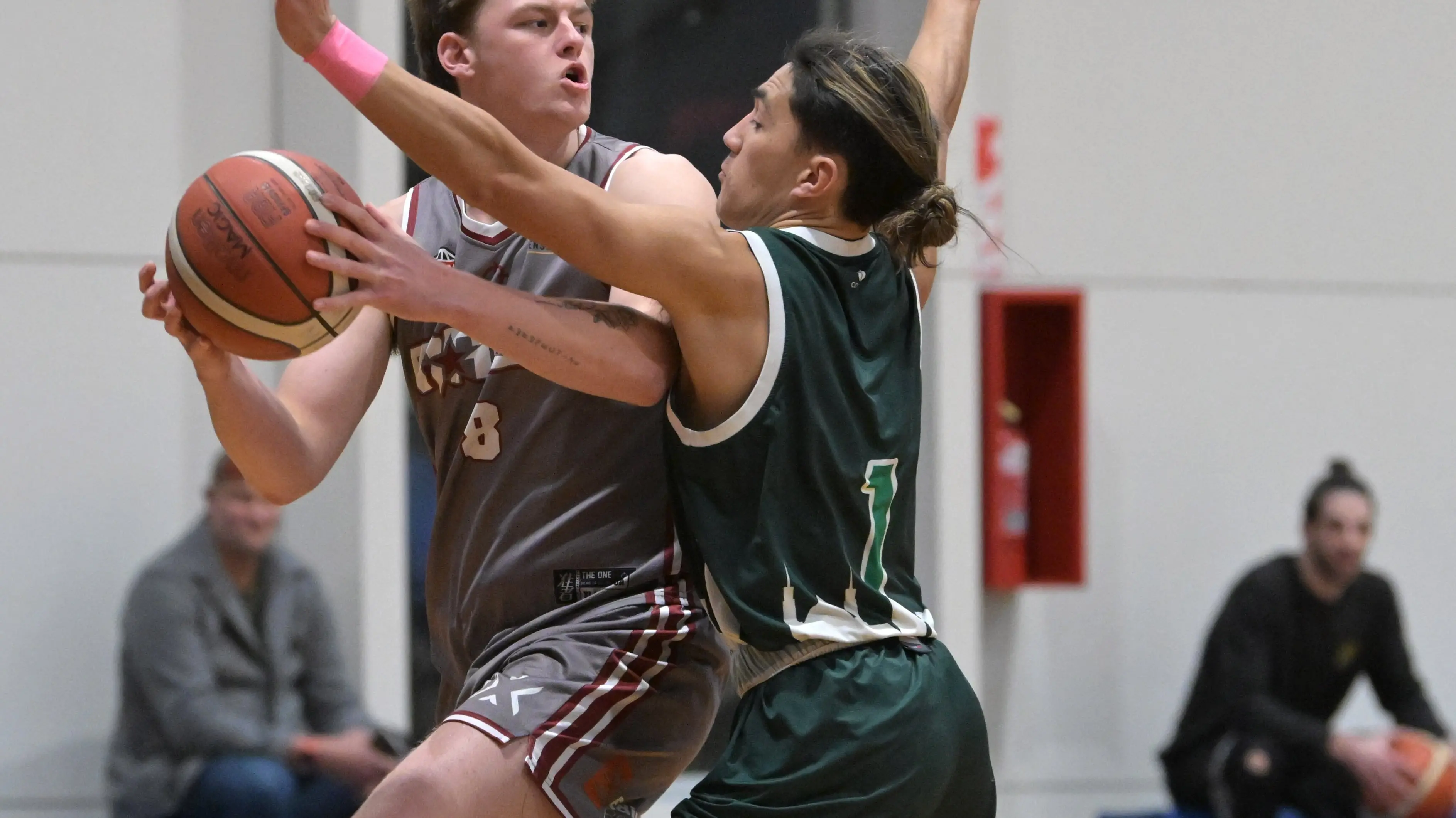 Mid City Magic favourites as club giants meet again