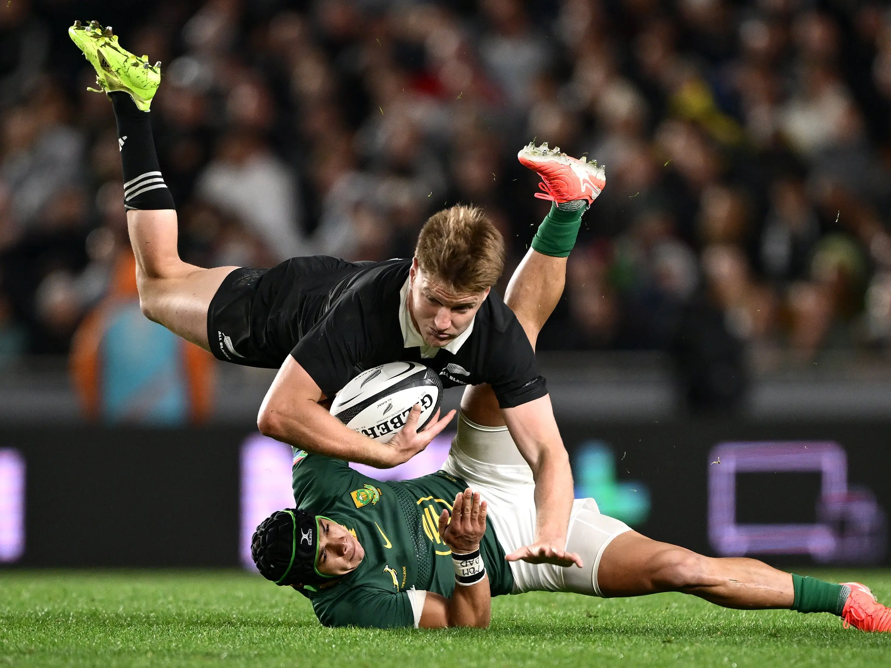 sevens-star-replaces-axed-all-blacks-winger