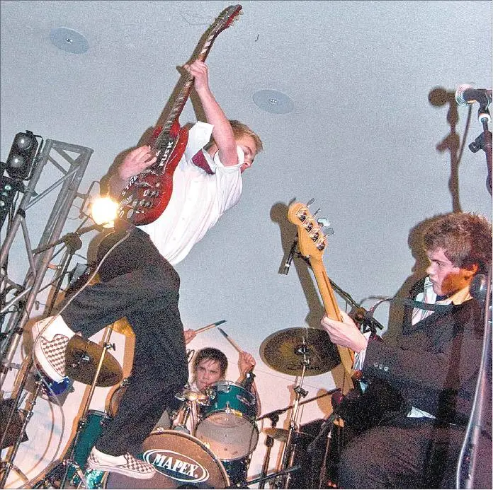 Band wins its third contest in a row