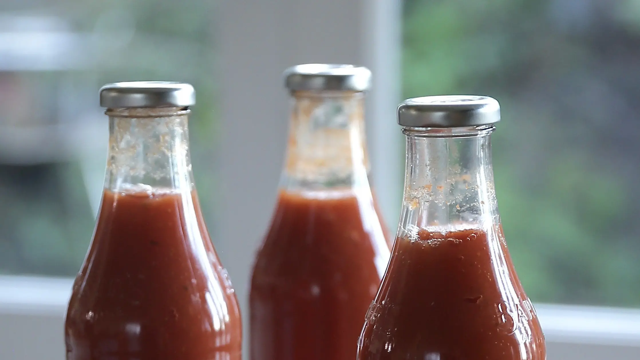Home-made tomato passata