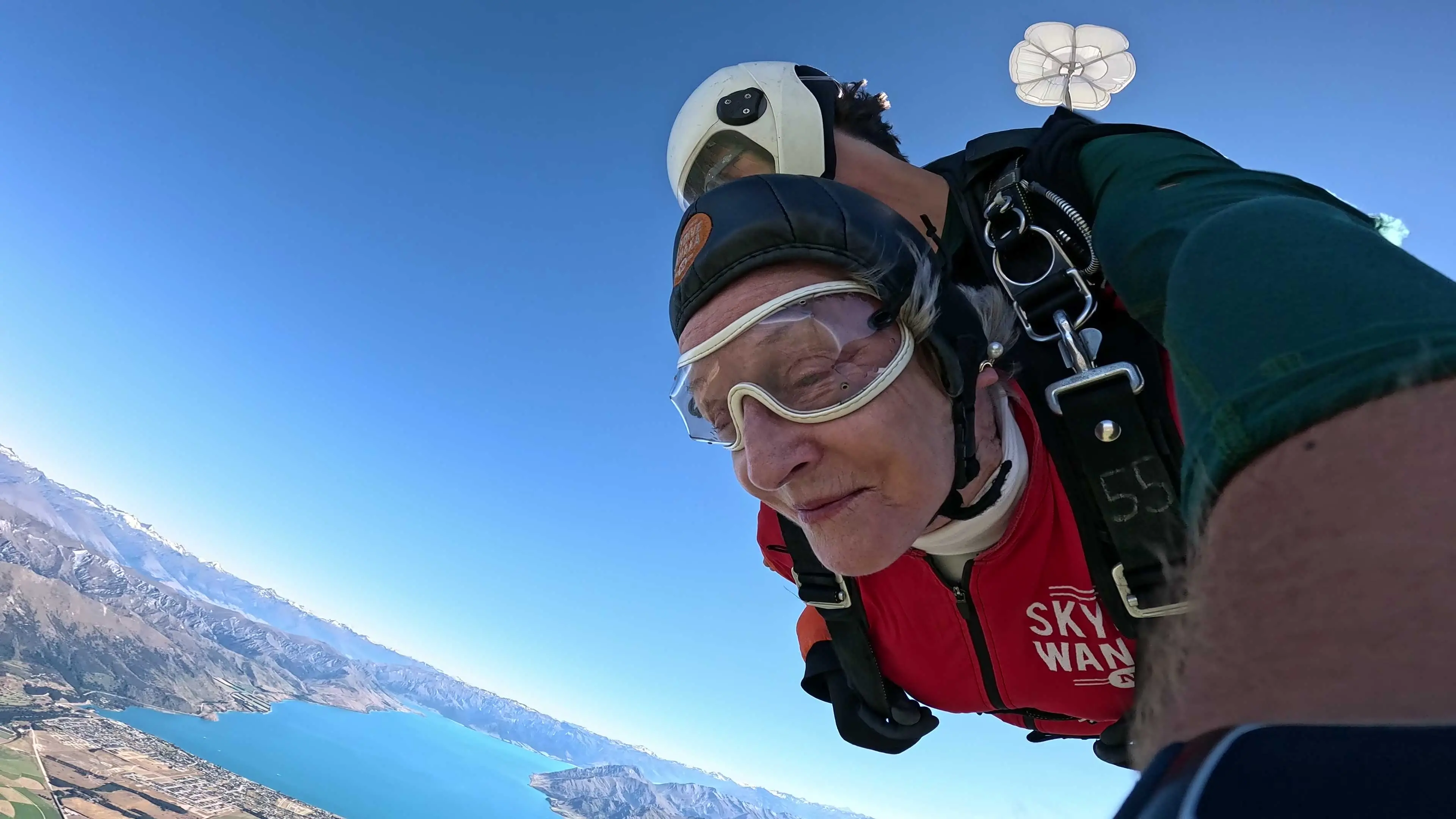 'Coolest great-grandma': 90-year-old celebrates birthday with skydive at Wānaka