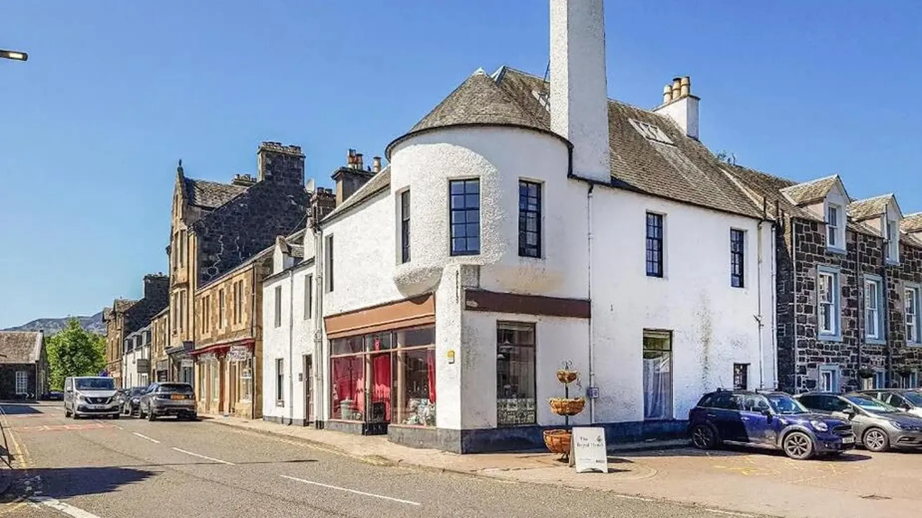 Mackintosh a brassy, bold design classic