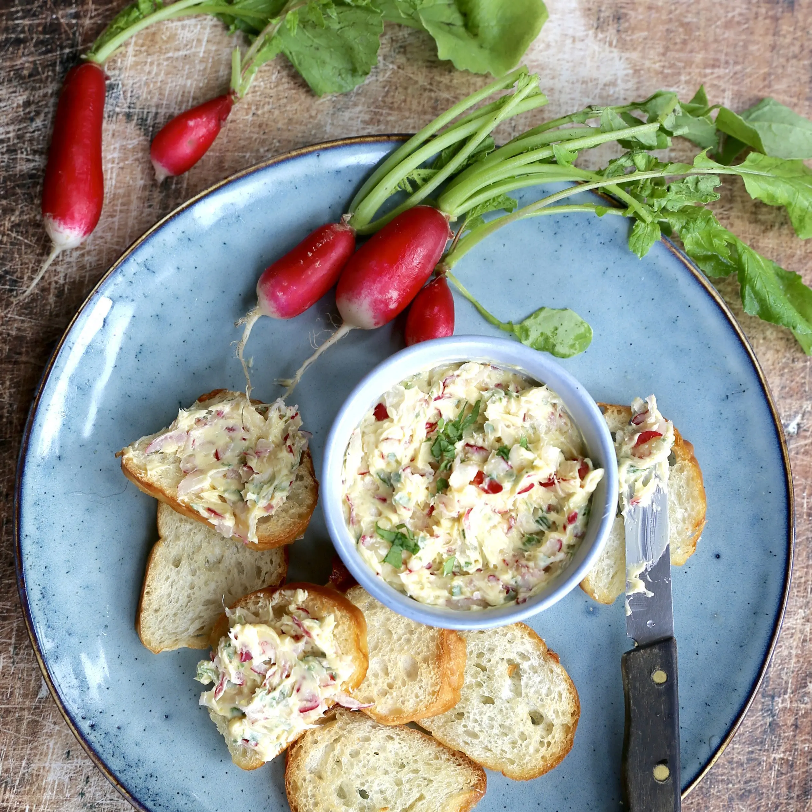 Radish butter with toast