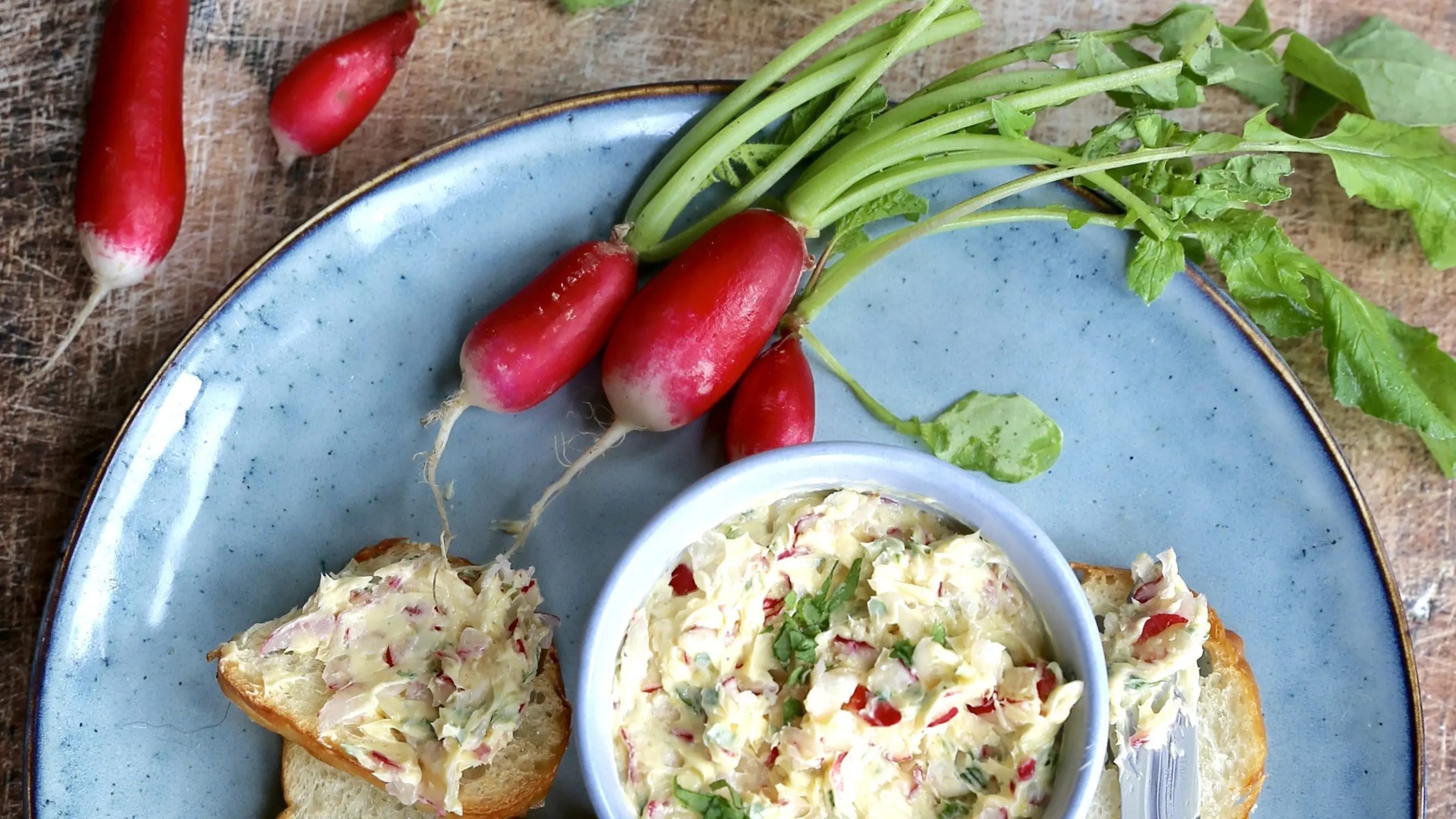 Radish butter with toast