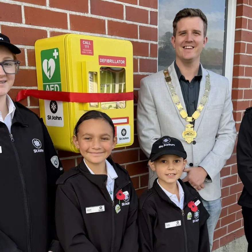 New AED device at East Gore School
