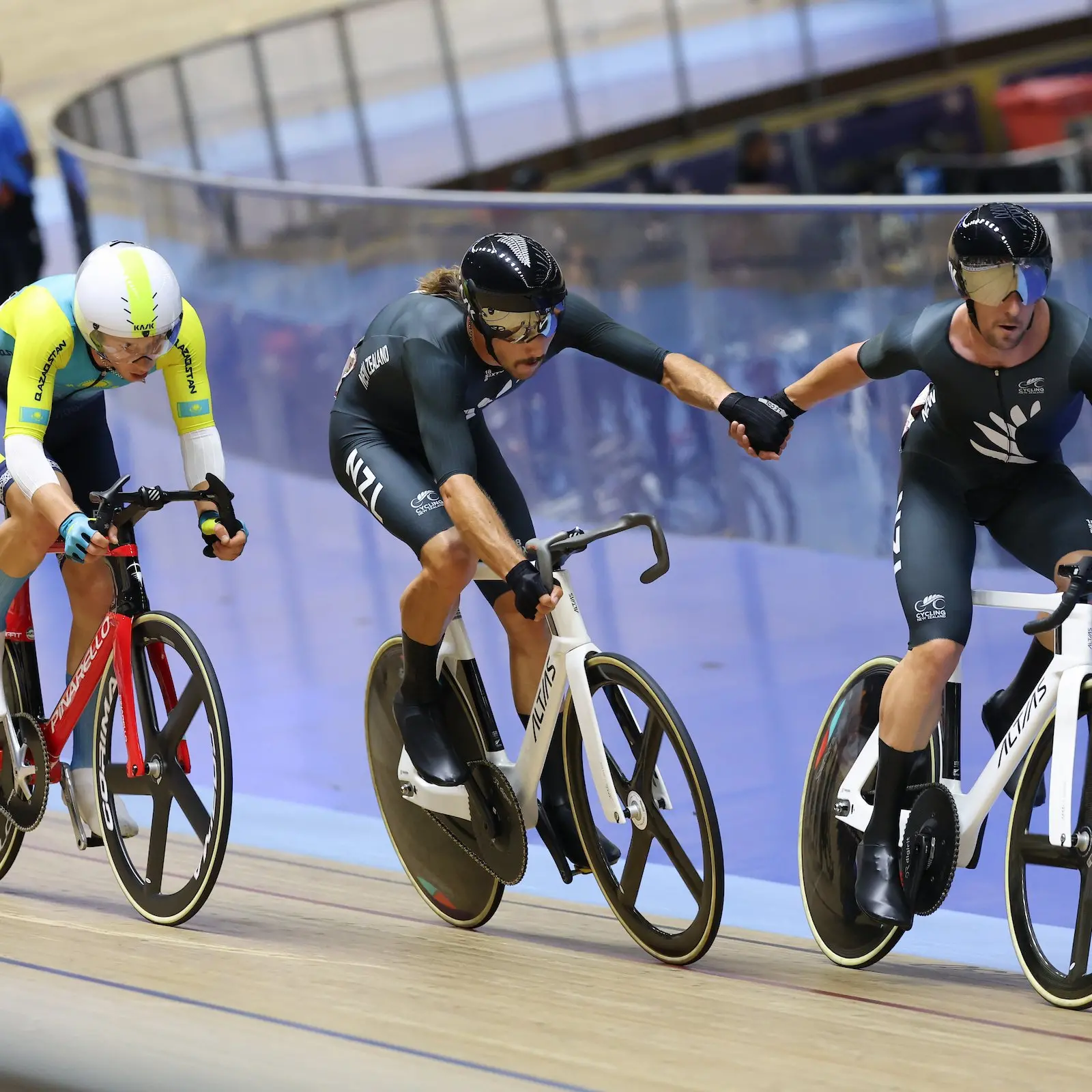 NZ bank another two medals to come away from track world cup with four