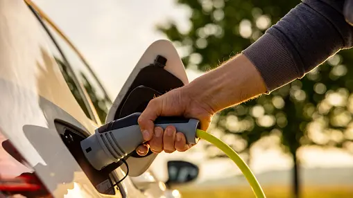 Letters to the Editor: car charging, boat repairs, jazzing up city