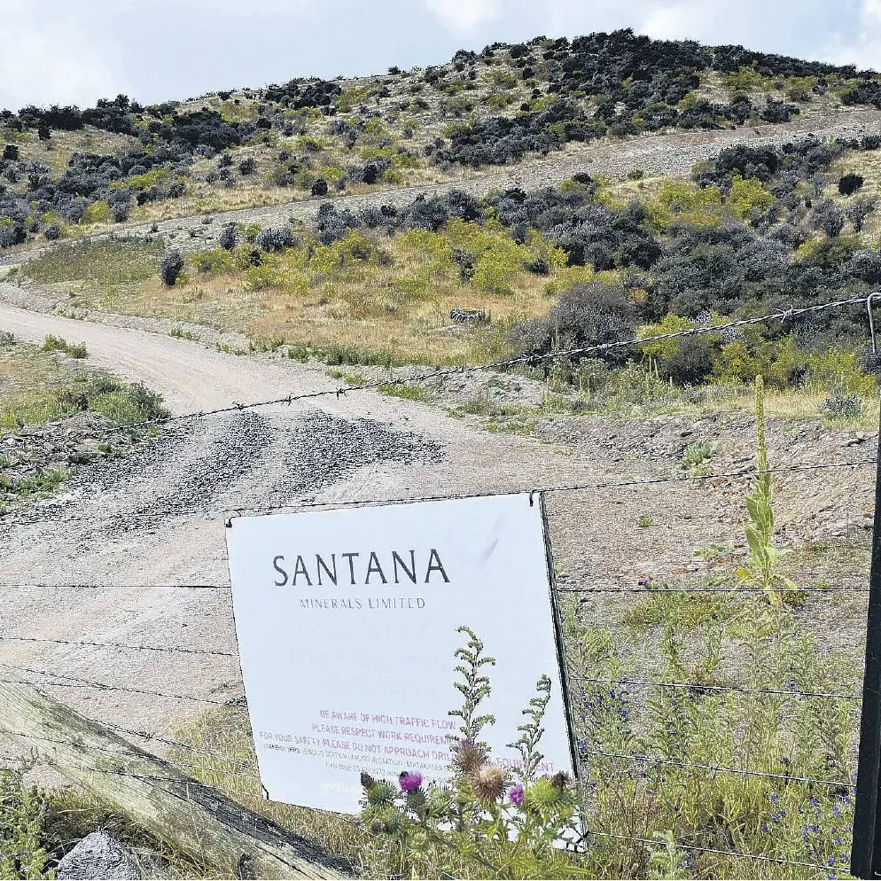 Letters to the Editor: Mining, challenging opinions, quake science