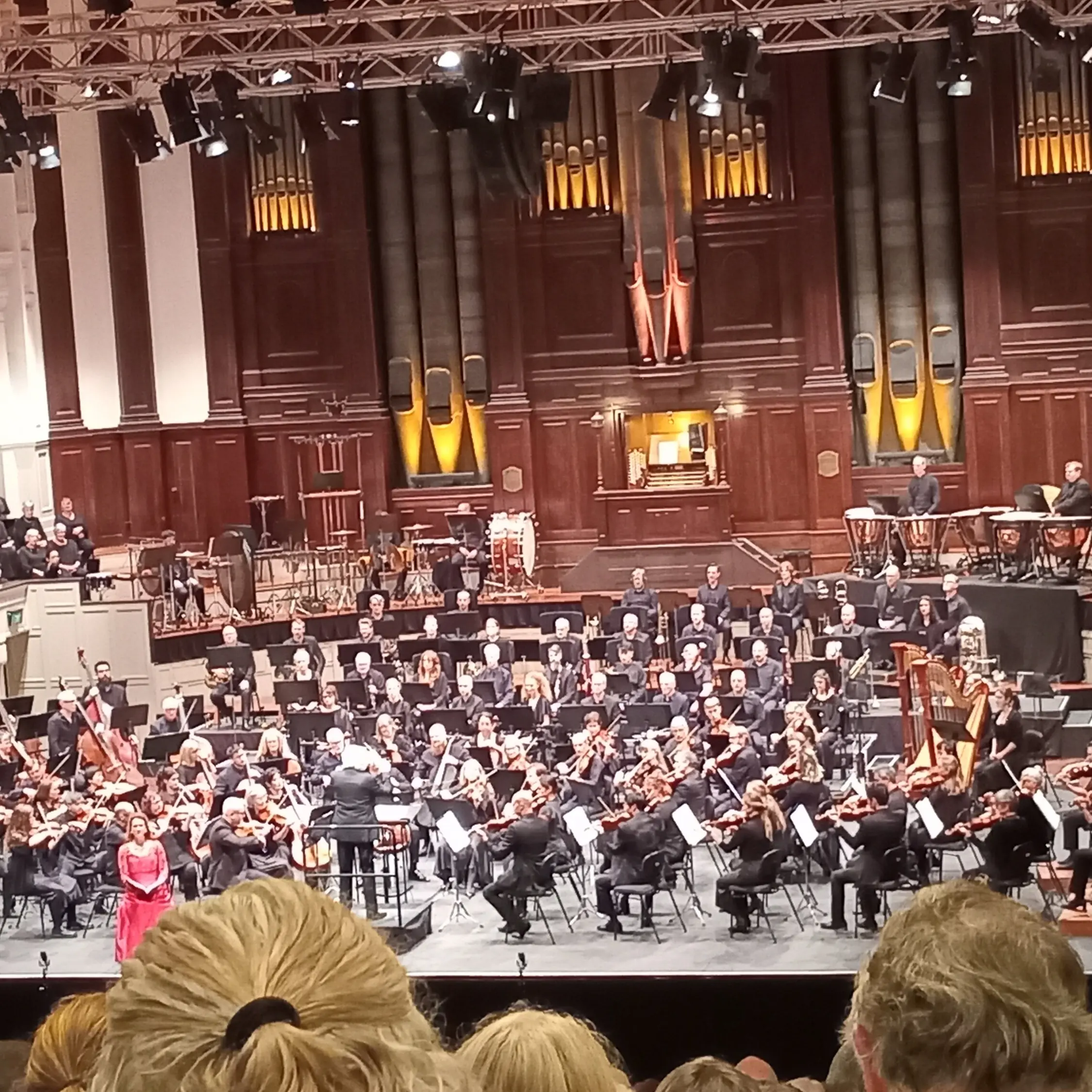 Extraordinary concert marks 60th anniversary