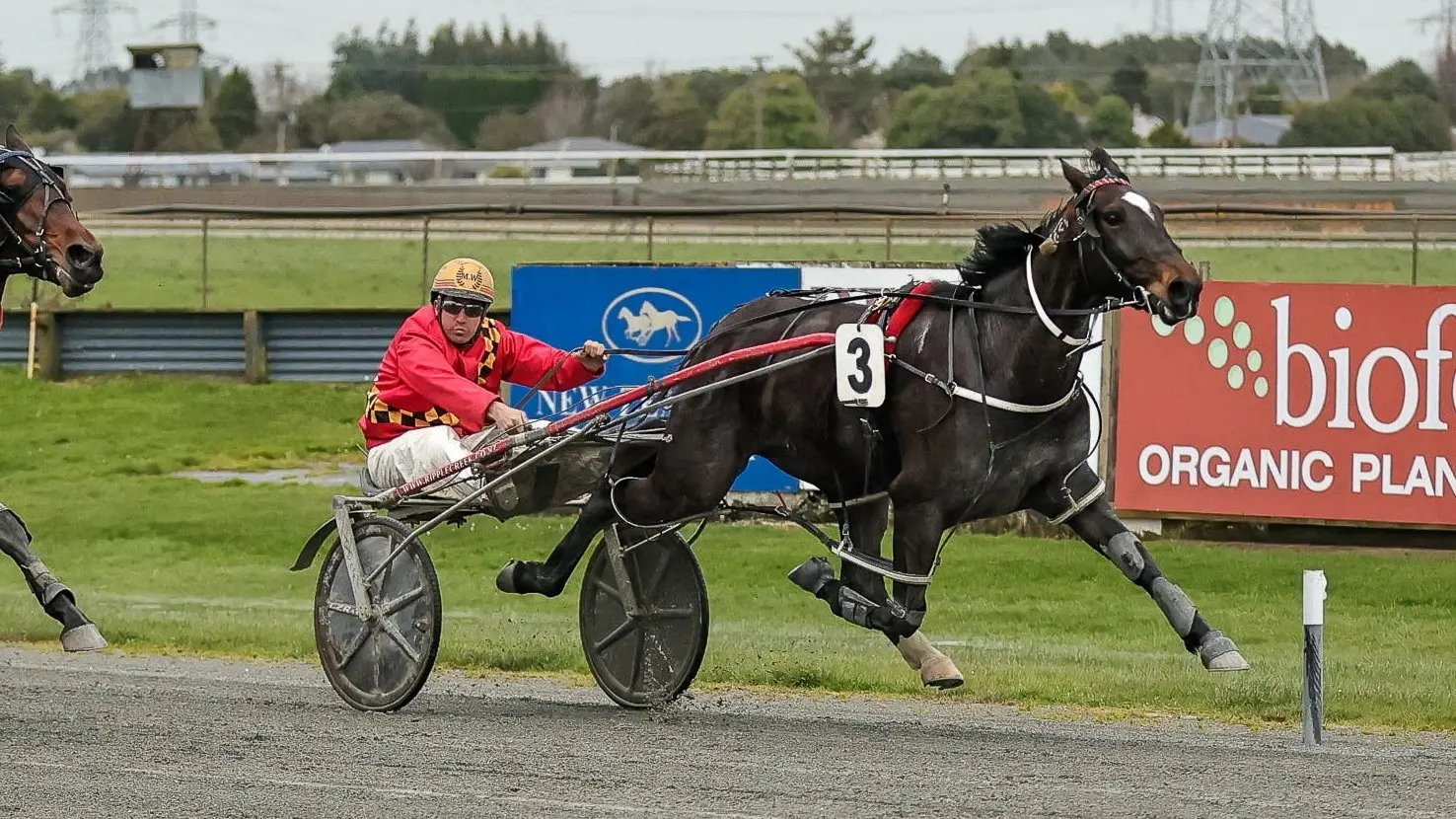 Feta Go Fernco speeds to upset