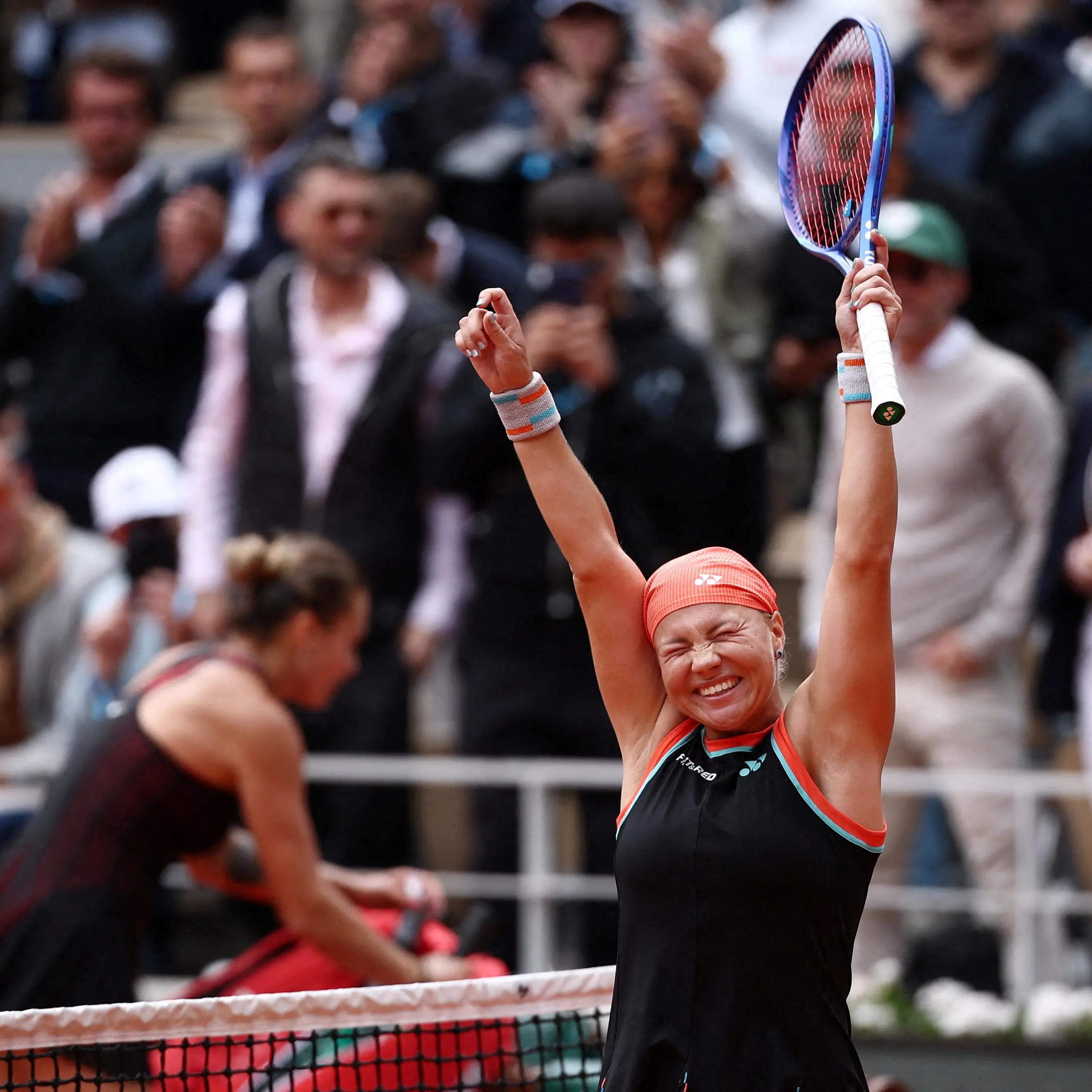 Shnaider stuns Sabalenka in another Roland Garros upset