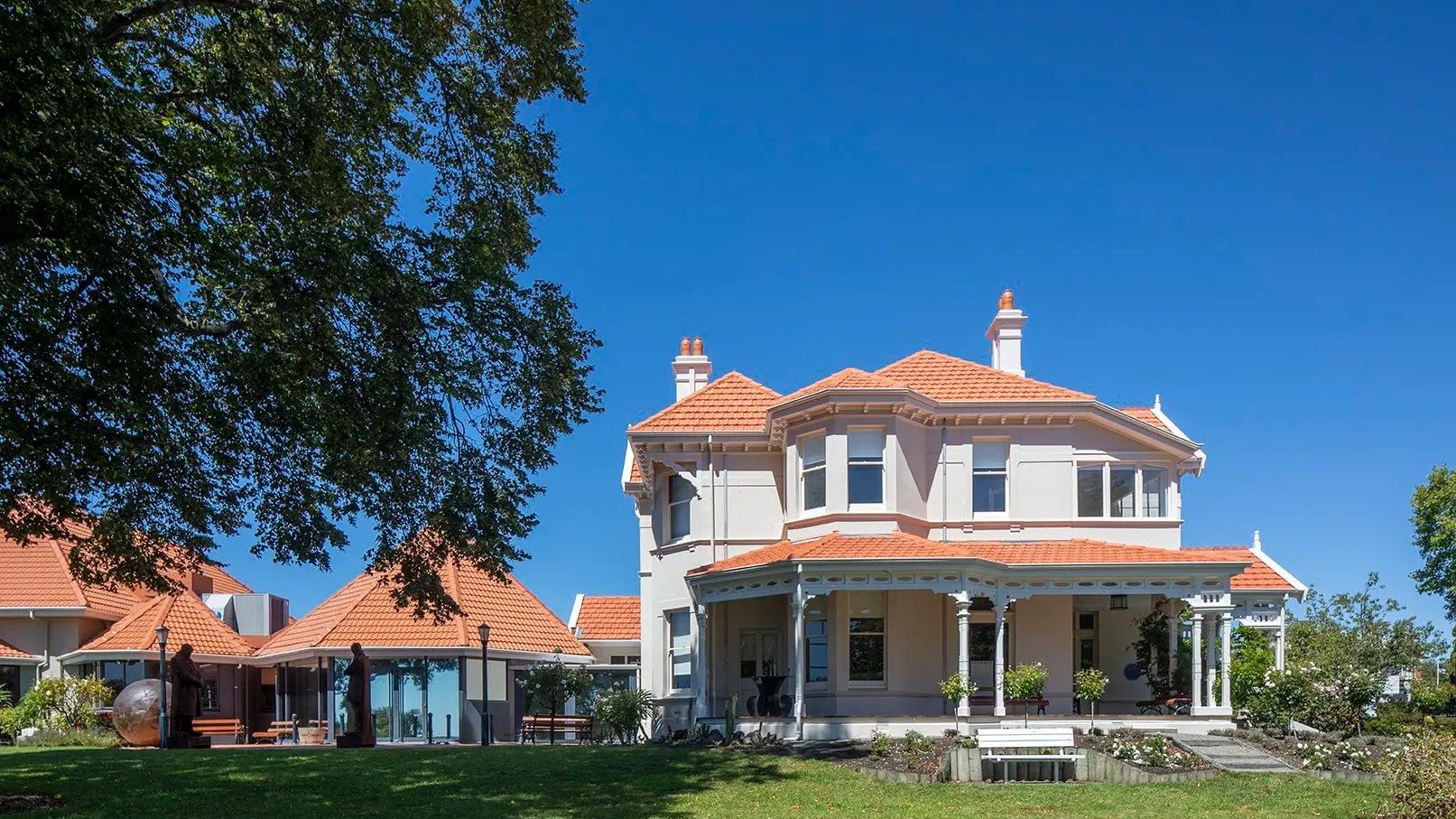 Award-winning refurbishment shows 'us why heritage matters' - mayor