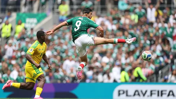 Mexico make winning start as World Cup begins