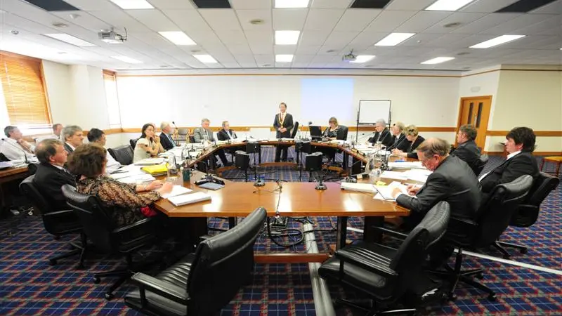 Influence a mayoralty option